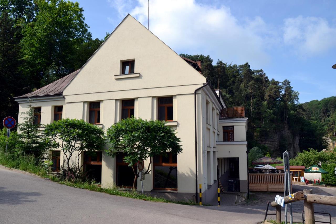 Hotel Podkost Libosovice Exterior photo